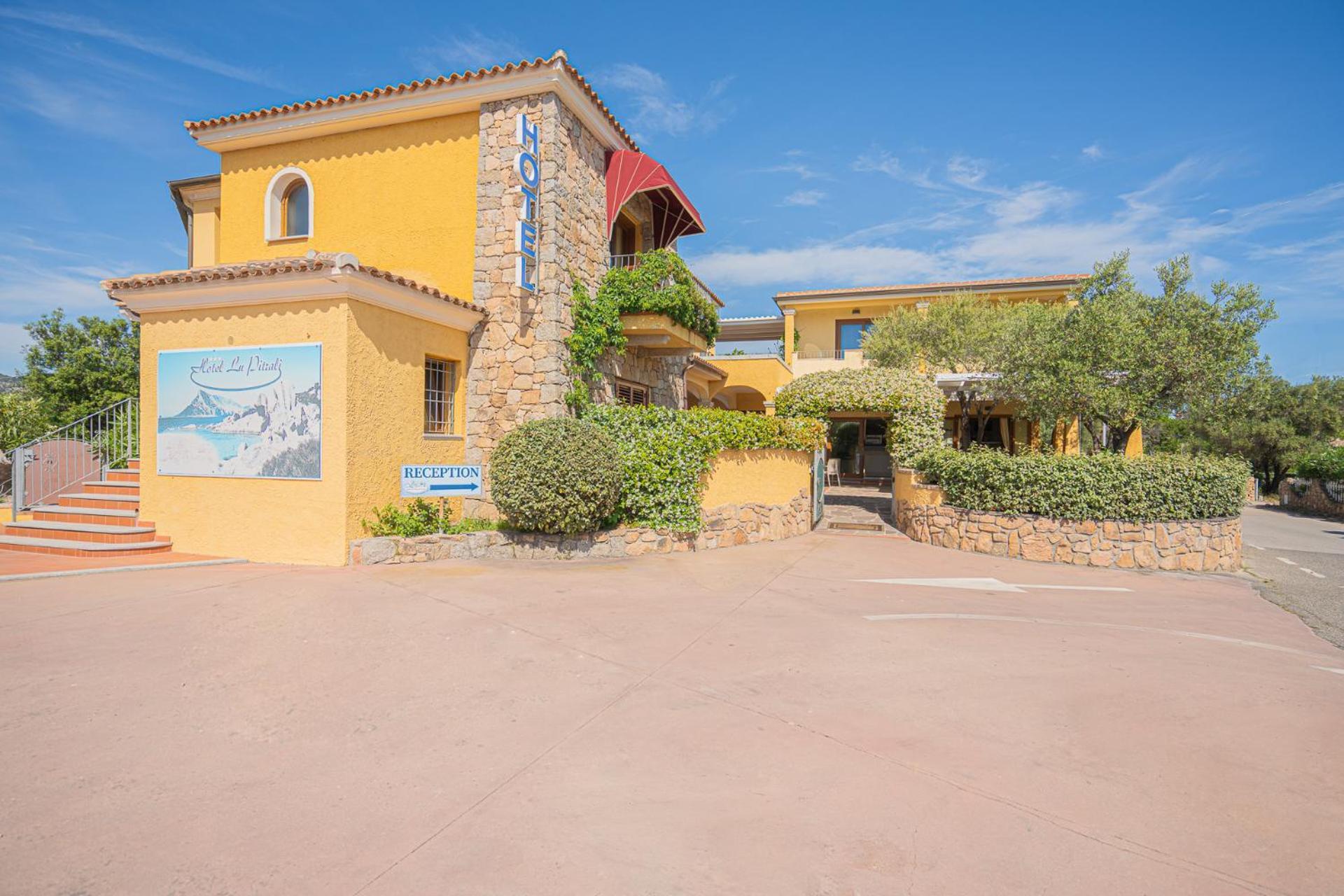 Hotel Lu Pitrali San Teodoro  Eksteriør bilde