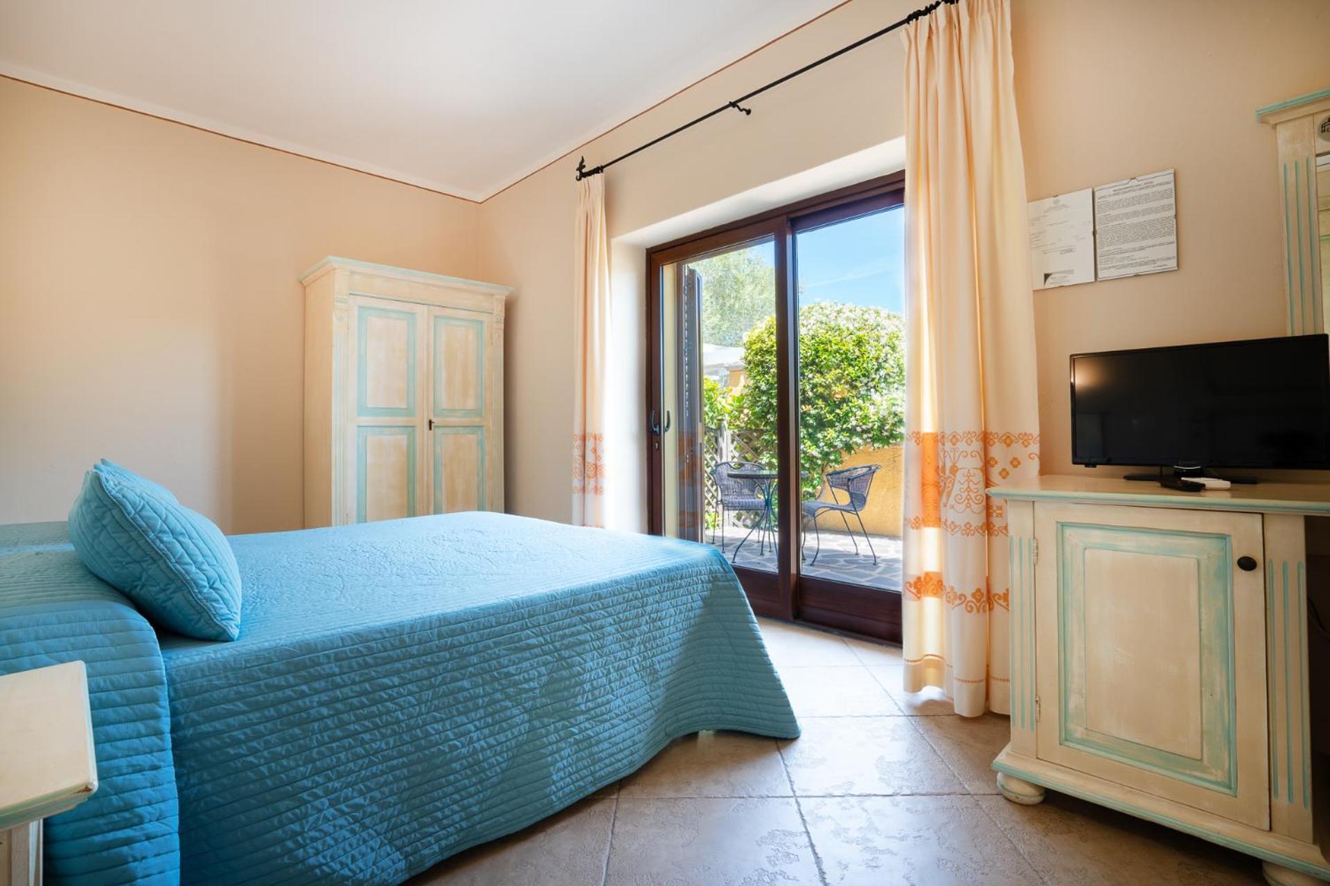 Hotel Lu Pitrali San Teodoro  Eksteriør bilde